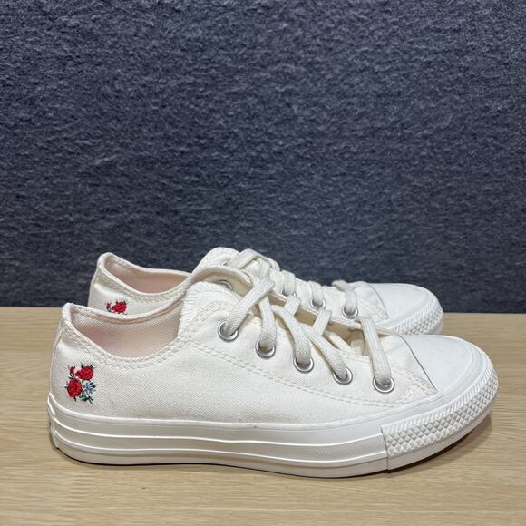Converse Chuck Taylor All Star Low 'Embroidered Bouquets' Shoes Women Size 5.5 - Picture 2 of 10